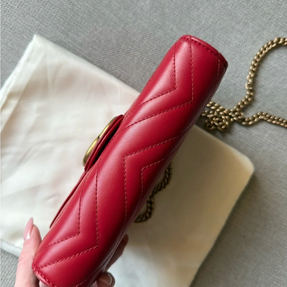 Gucci Burgundy Quilted Crossbody Bag - Picture 5 of 5